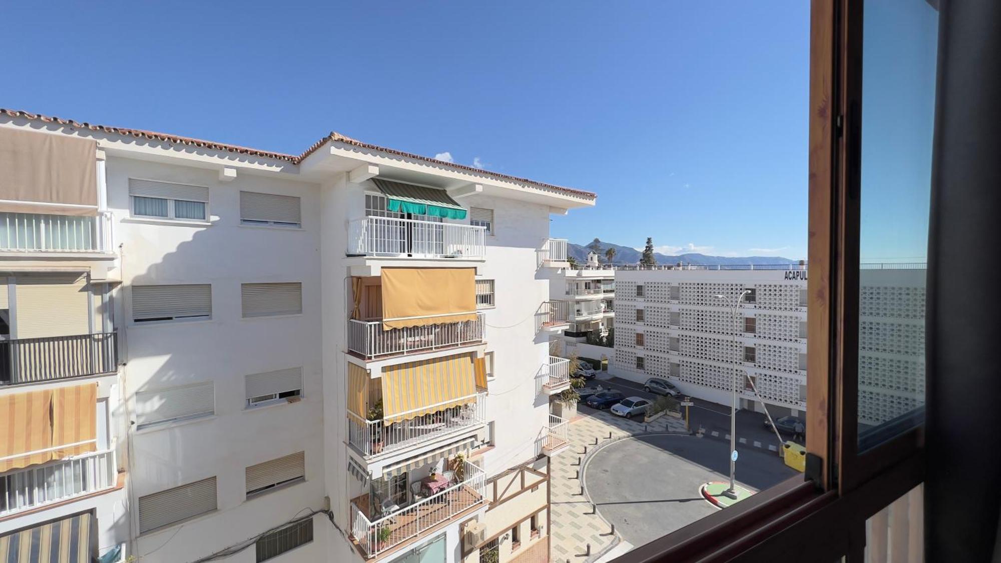 Estudio Buddha En El Centro De Nerja - South Costa Kültér fotó
